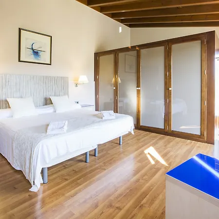 Short De Conies 2 Villa *